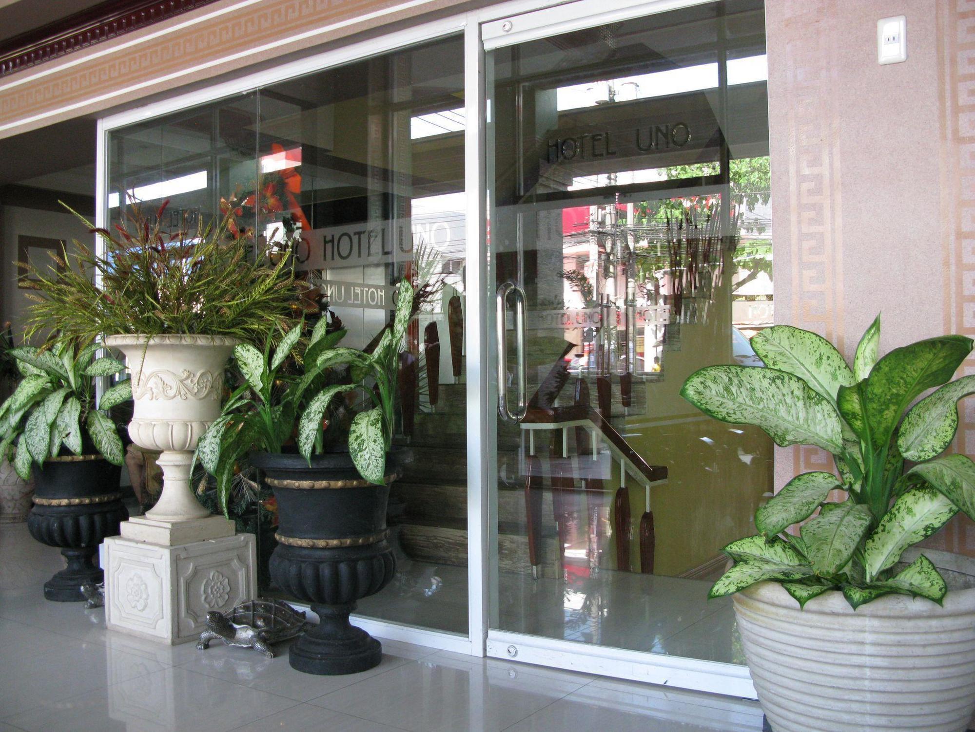 Hotel Uno Davao City Extérieur photo
